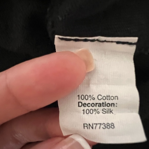 *SALE* J.Crew Black V-Neck T-Shirt with Silk Rose Decoration - Picture 5 of 5